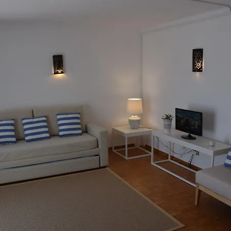 Turisticos Novochoro Aparthotel